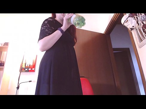 ❤️ Një skllav i nënshtruar që i pëlqejnë brekët e pista dhe të shijshme detyrohet të masturbojë pasi shikon këtë video! ☑ Seks cilësor në sq.np64.ru ☑